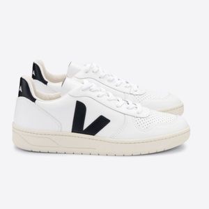 Veja V-10 Leather White Black (Women’s)